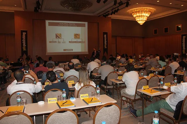 2015-2016 Lansman Toplantısı (Divan Asia)